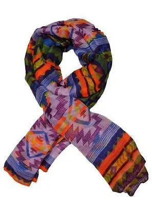 Elegant and Fashionable Artez Print Scarf