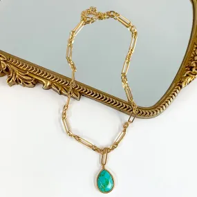 Gold Tone Chain Necklace with Pendant in Turquoise Blue