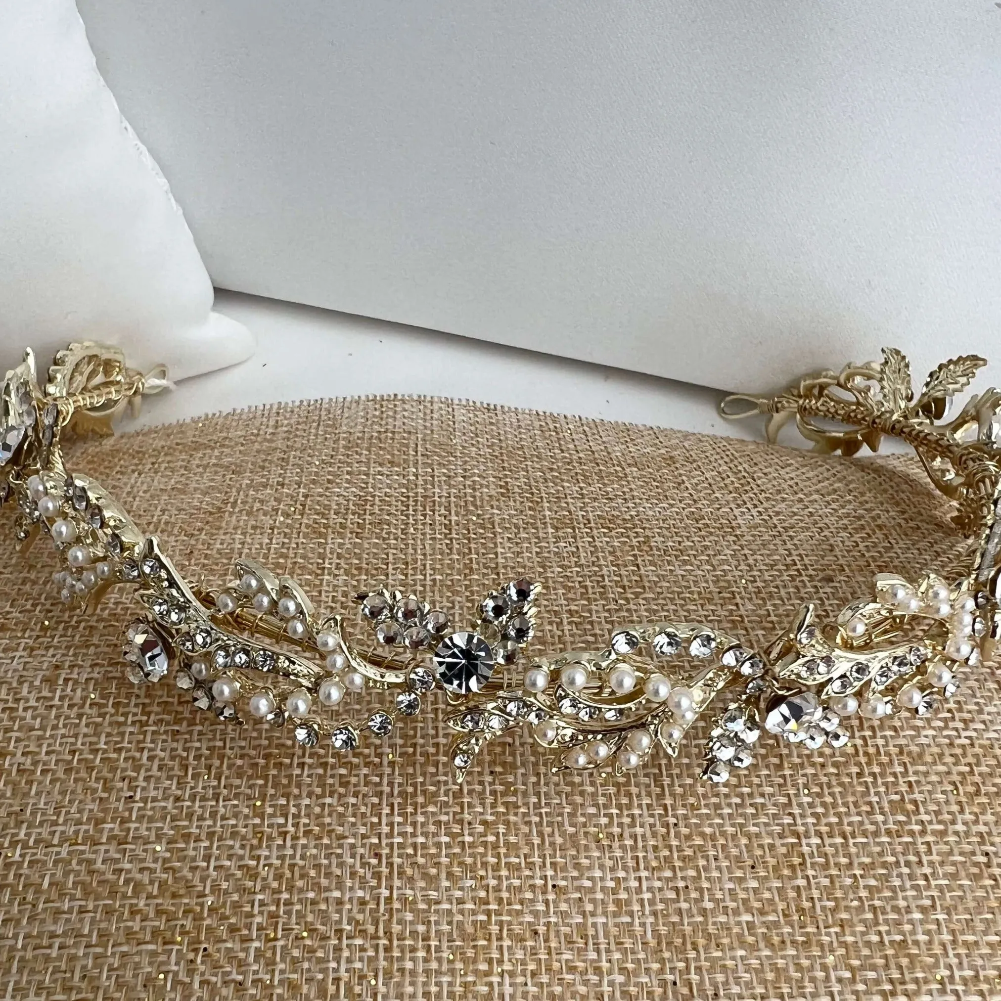 Headband for bride, Sparkly Headband with pearls, Headpiece for wedding