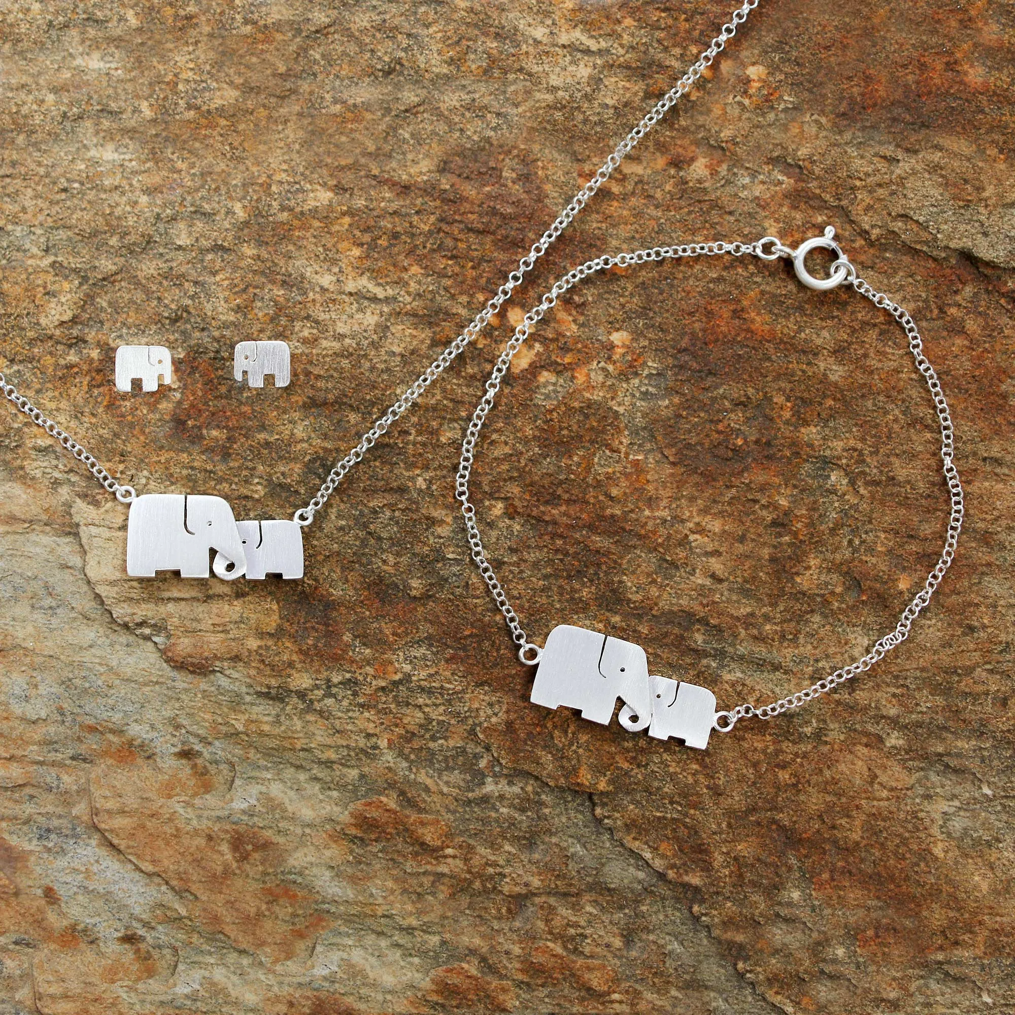 Lovely Elephants Sterling Silver Jewelry Set Elephants from Thailand