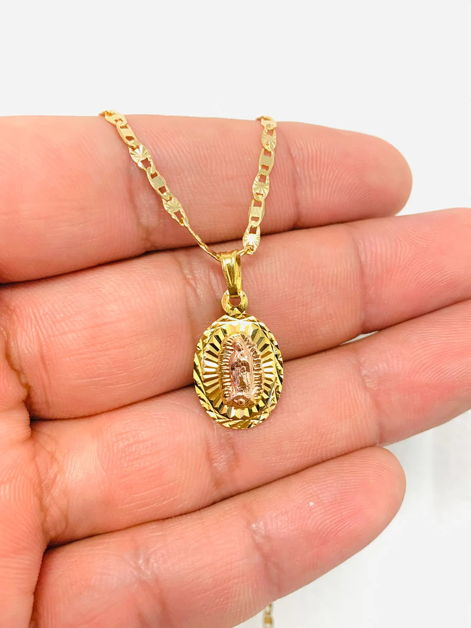 Our Lady of Guadalupe Necklace 20" Valentino Chain 14K Gold Filled for Womens / Guadalupe Pendant 20x13mm / Dainty Necklace / Cadena y Dije de Guadalupe Para Mujer Oro Laminado