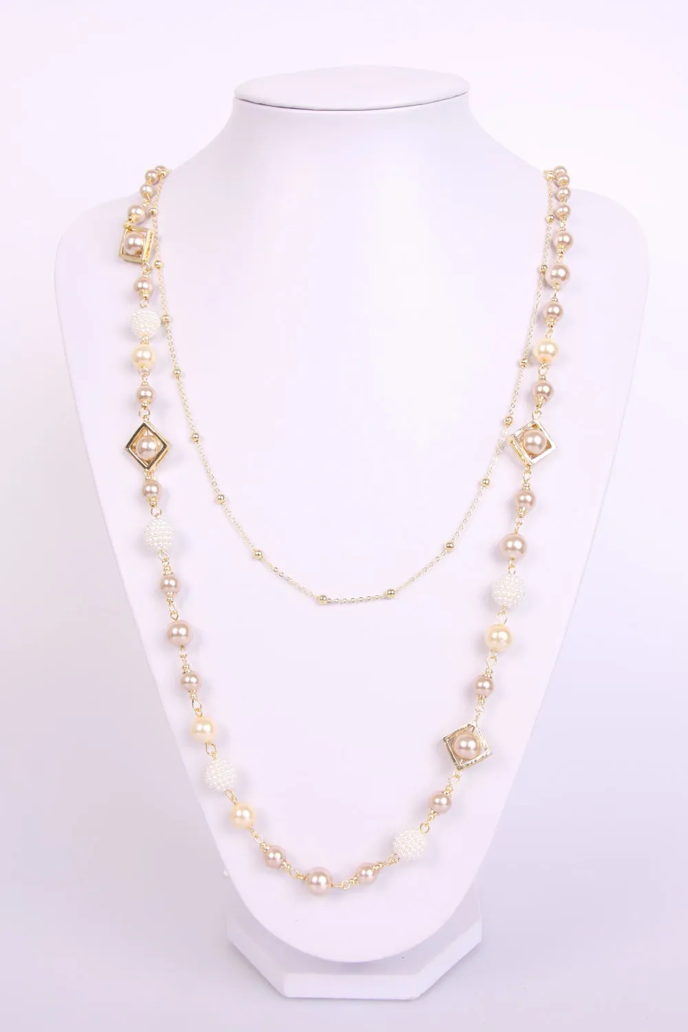 Pearls with square frames with gold and silver chain