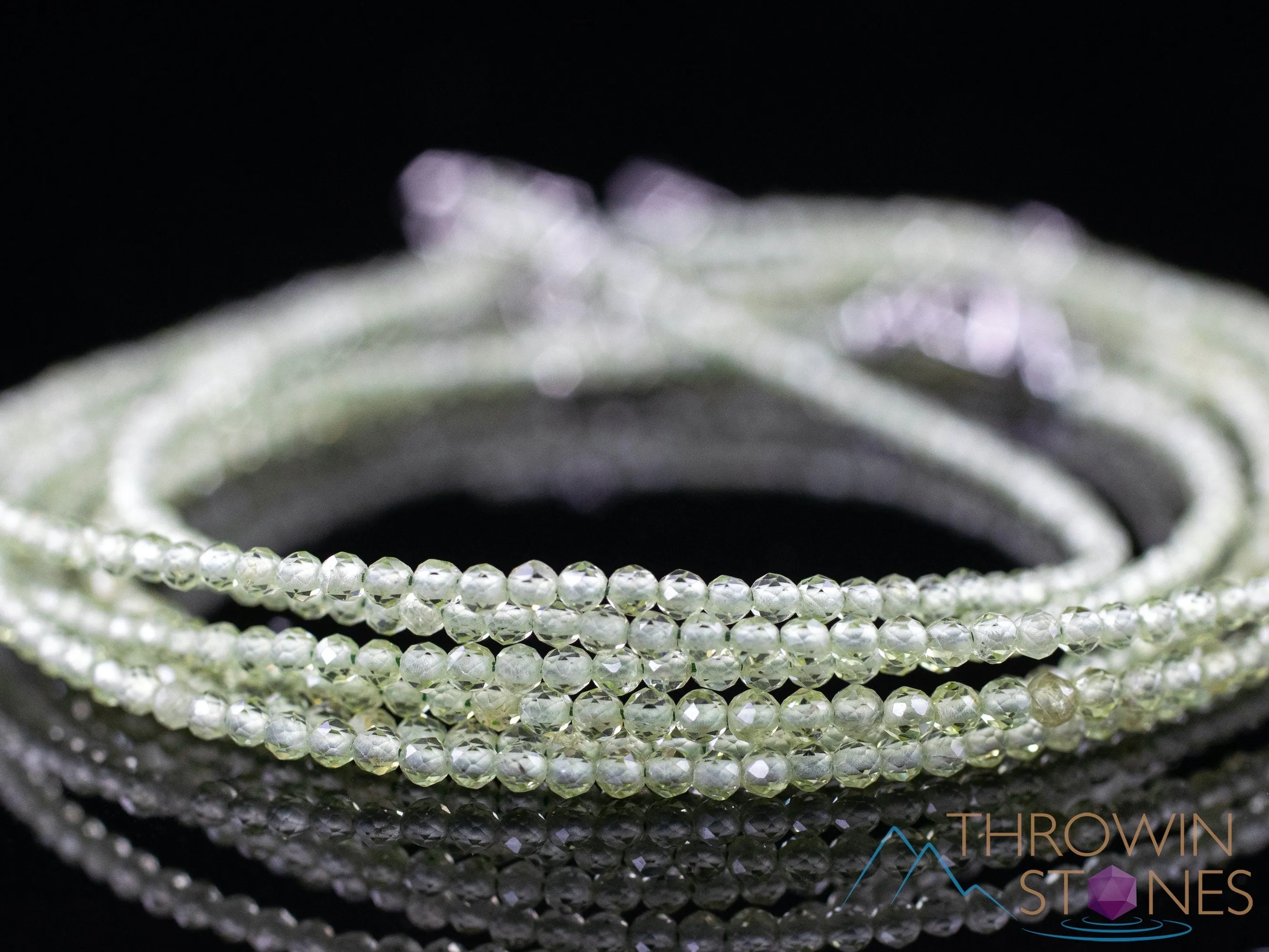 PERIDOT Crystal Necklace, Choker - Faceted Seed Beads - Dainty Crystal Necklace, Beaded Necklace, Birthstone Necklace, Jewelry, E1584