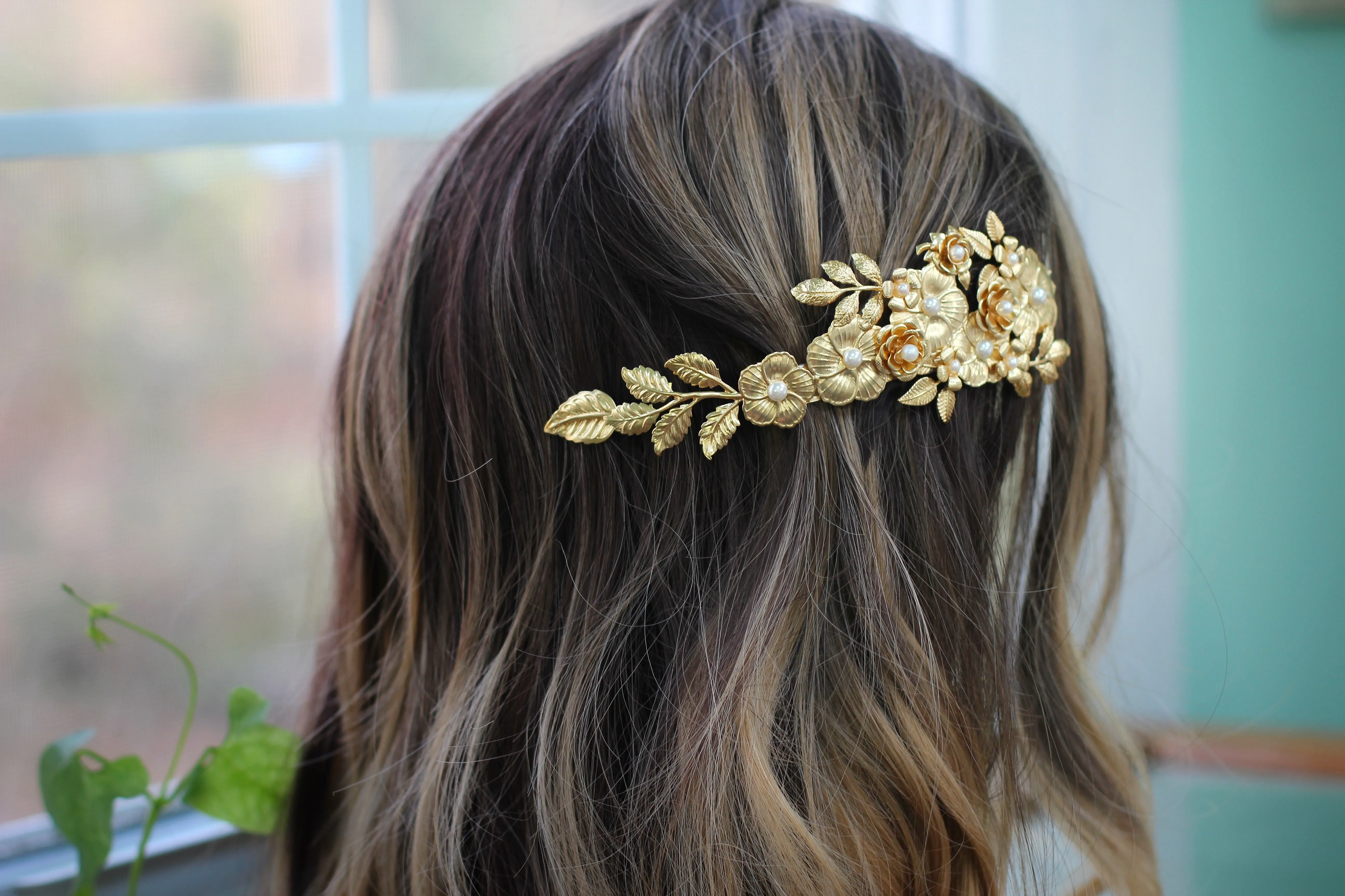 Preorder * Aurora Floral Barrette