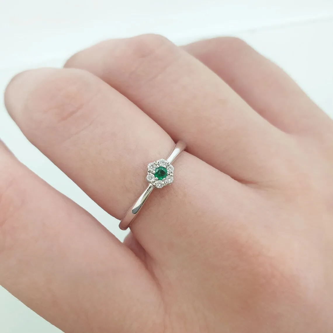 Rossete emerald diamond ring