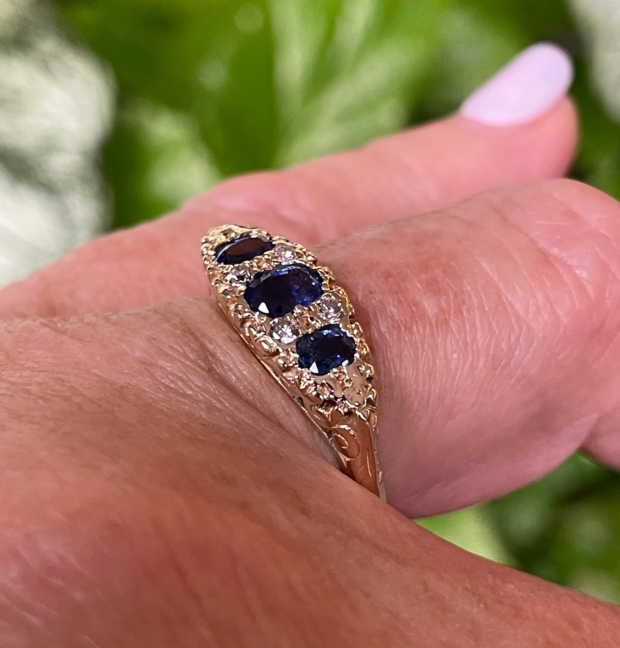 Victorian Revival 1.09ct Vintage GIA Blue Sapphire & Diamond Trilogy 16k Gold Ring