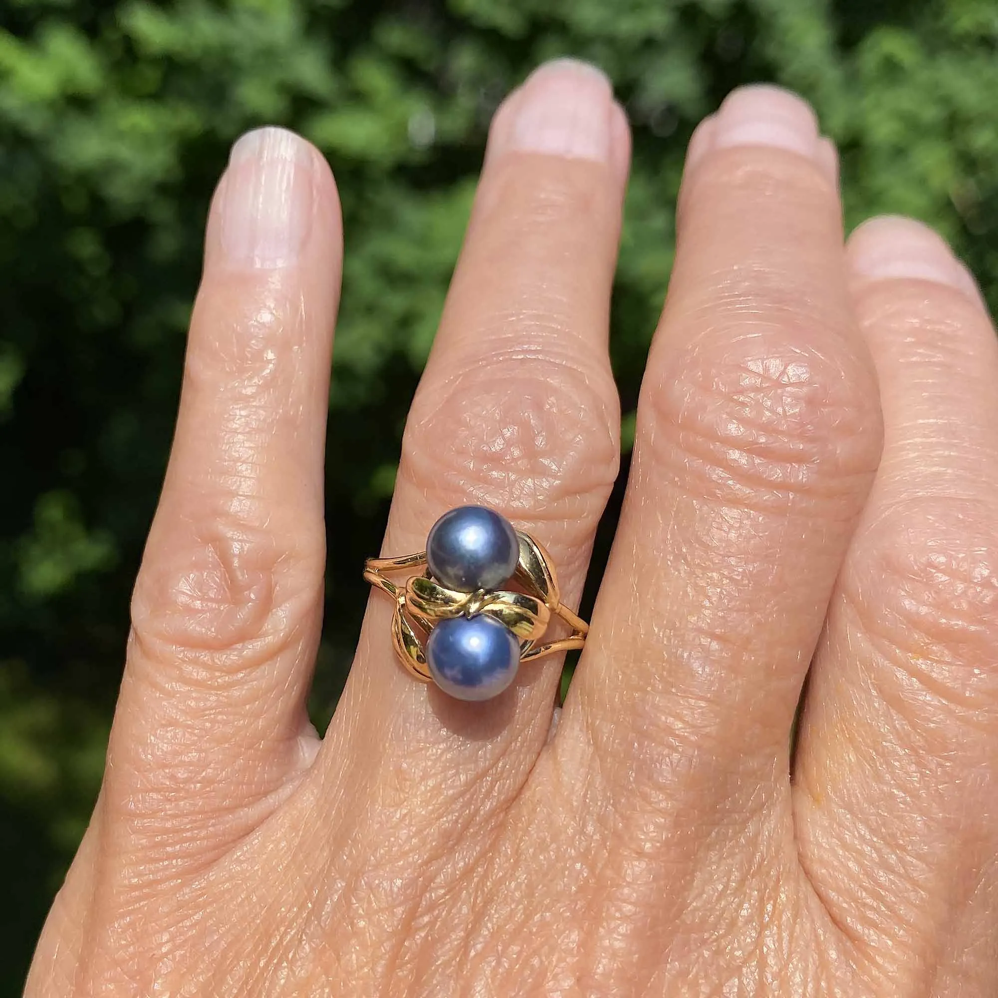 Vintage 14K Gold Gray Pearl Leaf Cocktail Ring