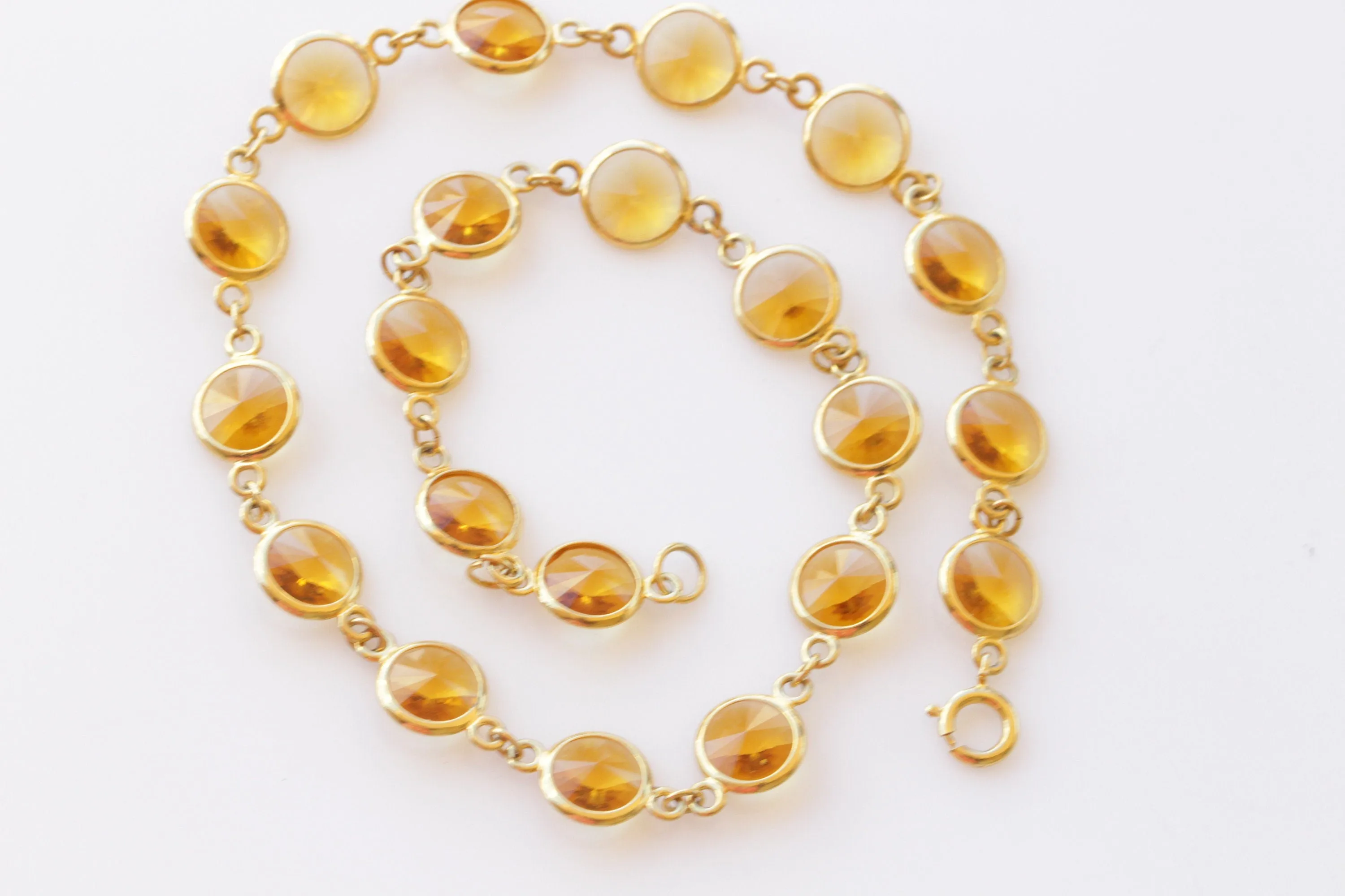 YELLOW GOLD NECKLACE